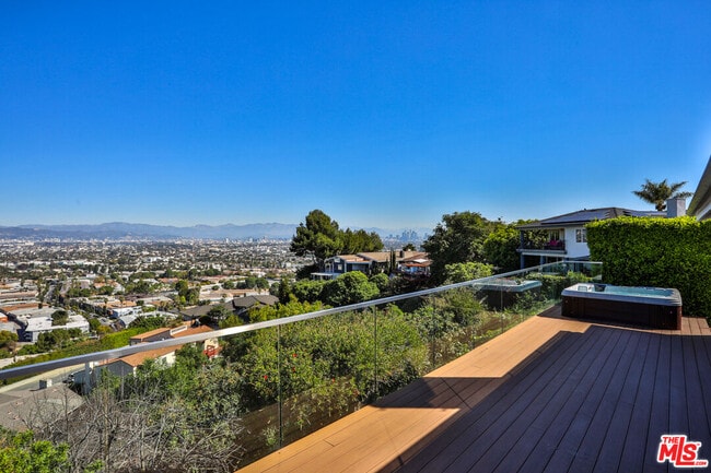 Building Photo - 4547 Don Milagro Dr