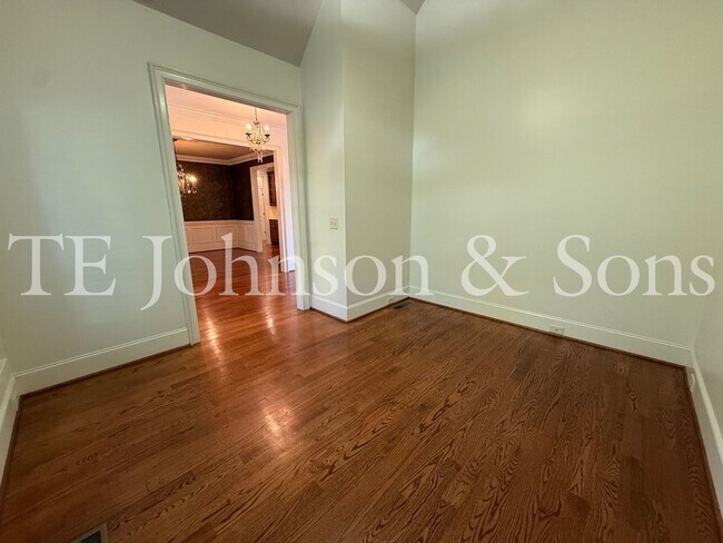 Building Photo - 5540 Brookberry Farm Rd