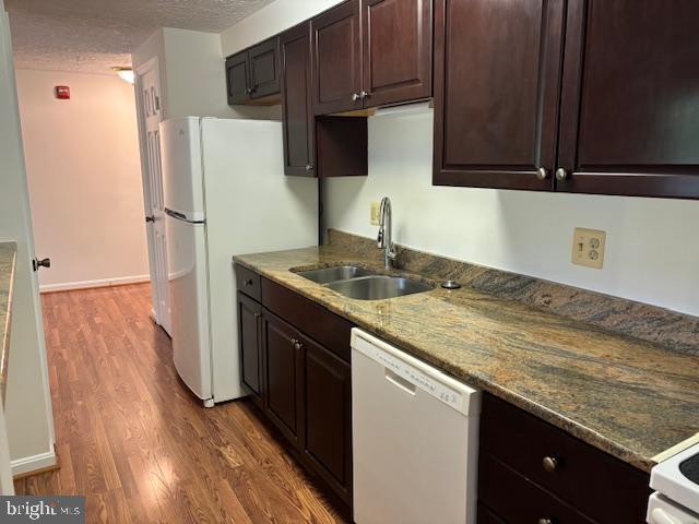 Building Photo - 301 Palmspring Dr