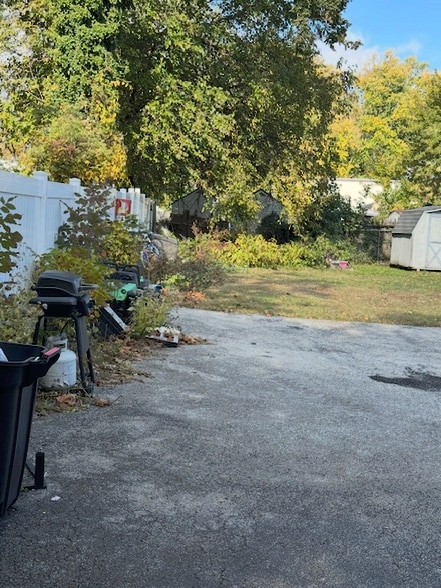 Rear 3 car parking - 727 Bartram Ave