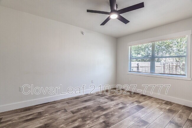 Building Photo - 9631 Ivy Bend St