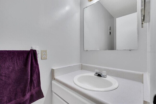 Building Photo - 7505 Pitch Pine Cir