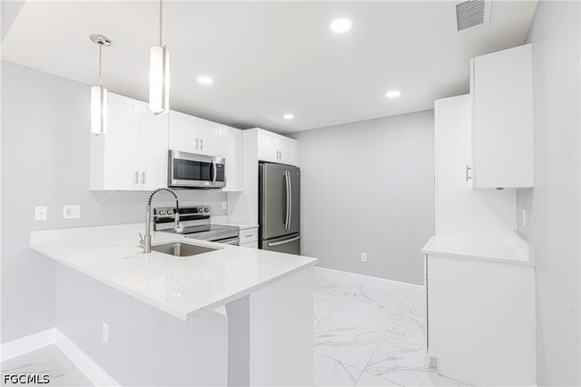 Building Photo - 17334 Birchwood Ln