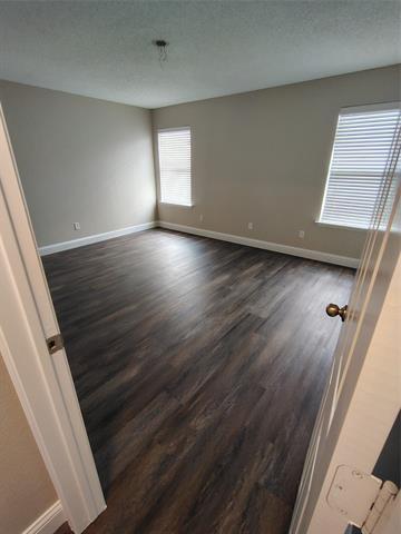 Building Photo - 8100 MacGregor Dr