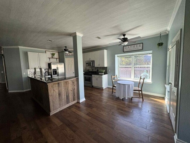 Building Photo - 20804 Silverbell Ln