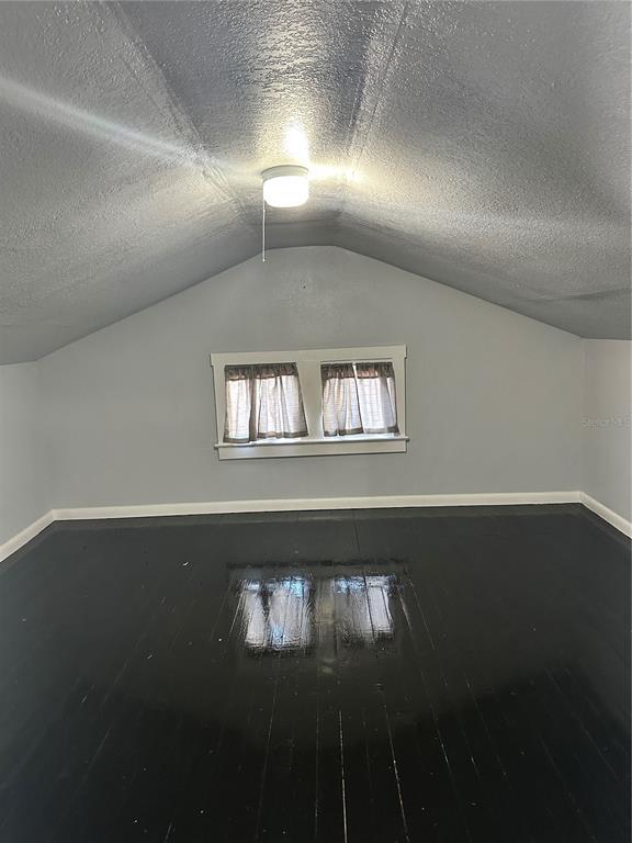 Building Photo - 531 N Delaware Ave