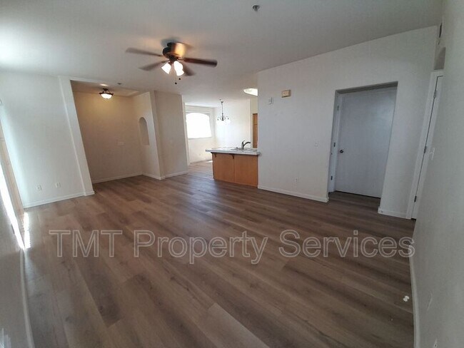 Building Photo - 310 E McCoy Ln