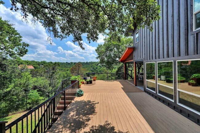 Building Photo - 8701 S Path