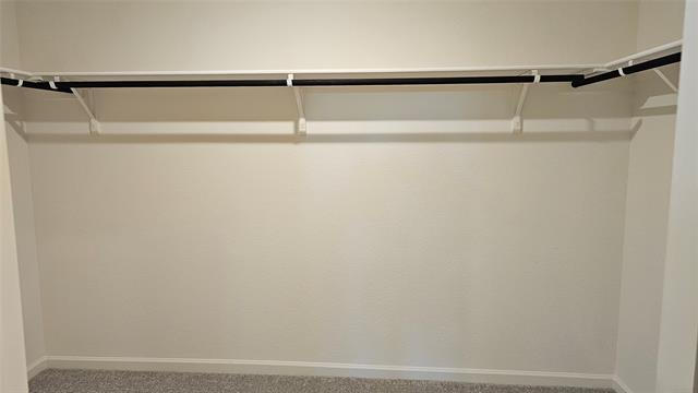 Building Photo - 2102 Prairie Ln