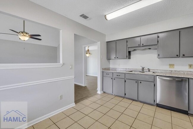 Building Photo - 734 Timber Ridge Trail