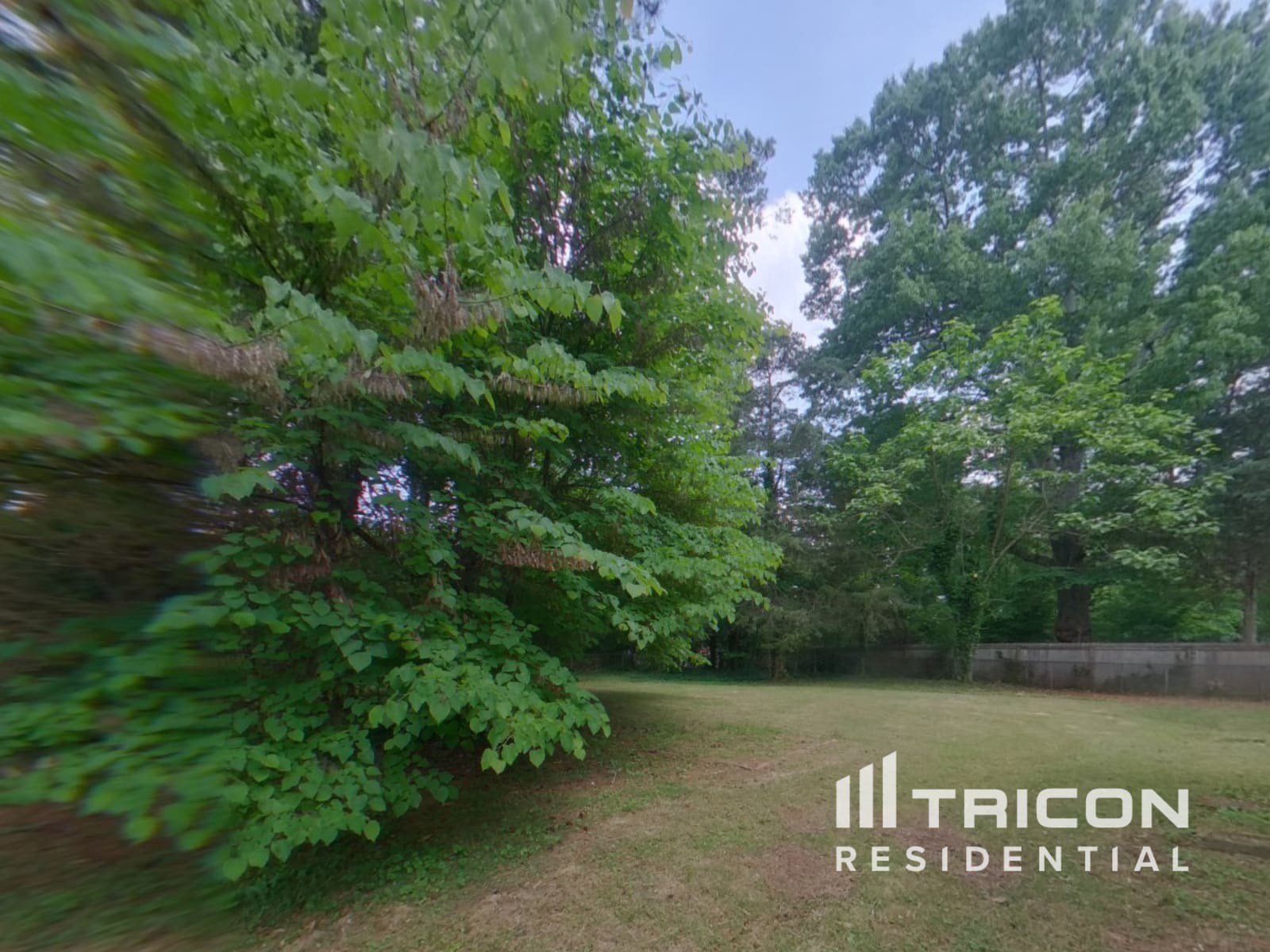Building Photo - 5535 Crestland Ct