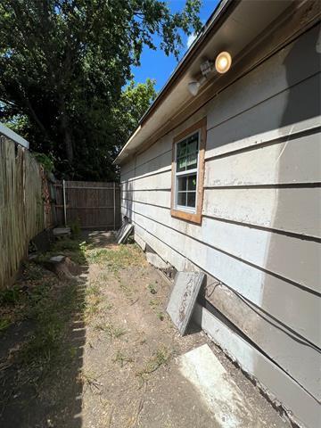 Building Photo - 900 Metropolitan Ave