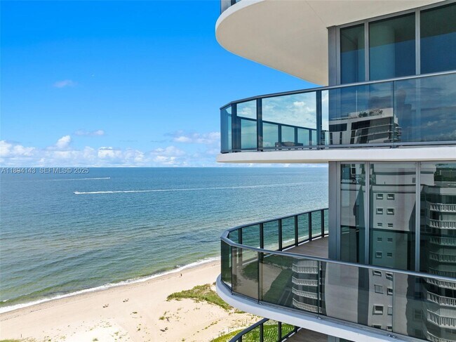 Building Photo - 900 N Ocean Blvd