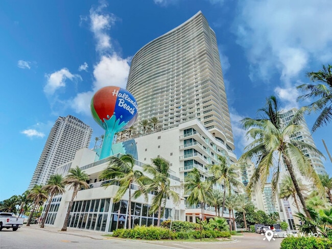 Building Photo - 4111 S Ocean Dr