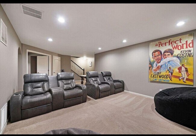 Building Photo - FULLY FURNISHED Northgate 3 Bed & Office near AFA