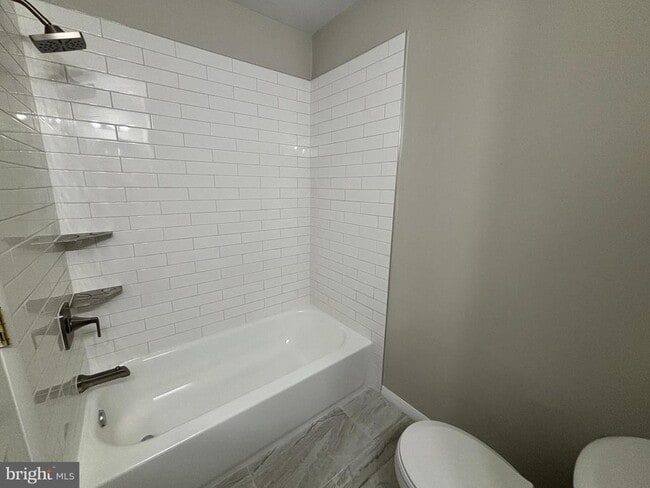 Building Photo - 511 WHITPAIN