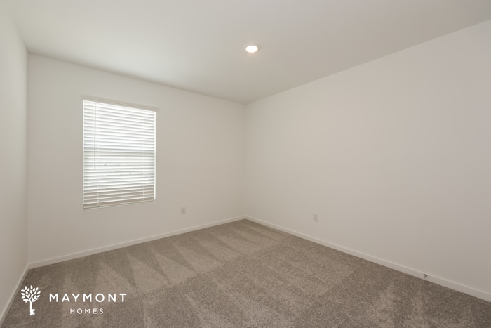 Building Photo - 3021 Tooley Dr