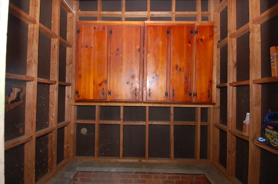 Building Photo - 3105 Brentwood Rd