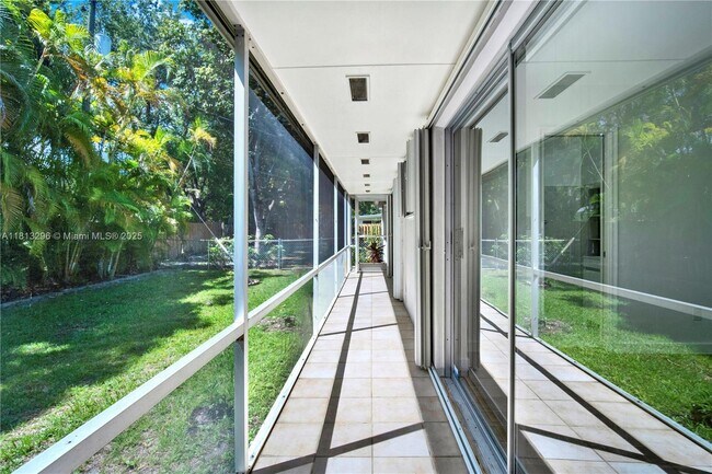 Building Photo - 11713 SW 81st Rd