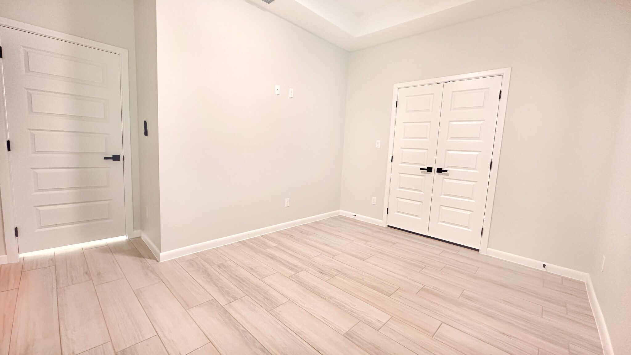 Building Photo - 804 N Woodson Ave