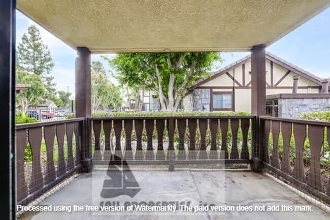 Building Photo - Charming 1 bedroom home located in the LES...