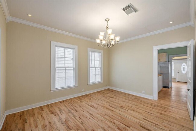 Building Photo - 1710 Avenue O