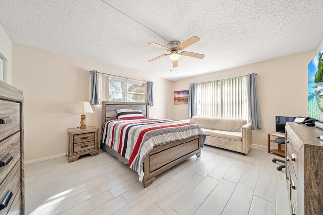 Building Photo - 2504 Antigua Terrace