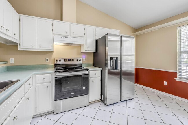 Building Photo - 8524 Bannerman Bluff Dr