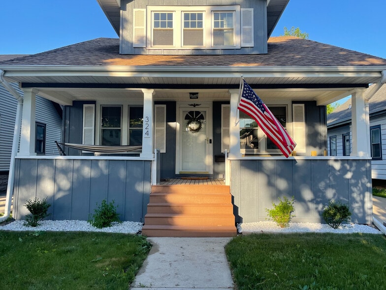 Front Exterior - 324 N 70th St