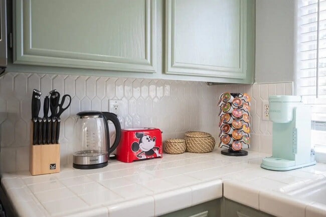 Building Photo - 8322 Montgomery St