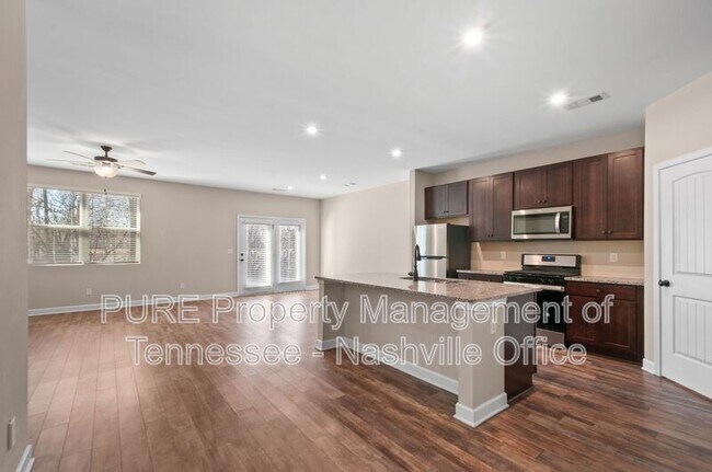 Building Photo - 7319 Lakelet Cv