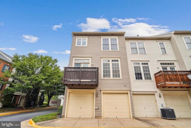 Building Photo - 4370 Thomas Brigade Ln