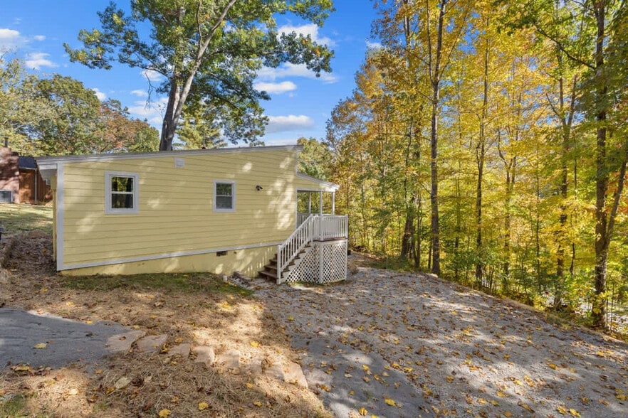 Building Photo - 83 Tree Frog Ln