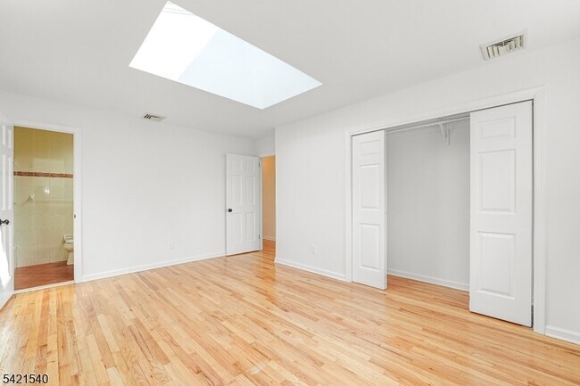 Building Photo - 59 Ferguson Rd