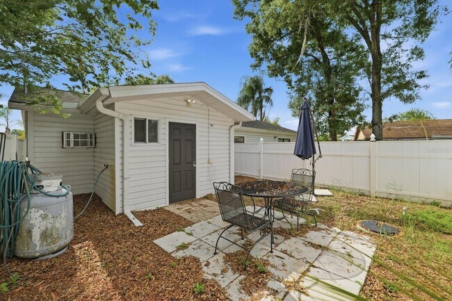 Building Photo - 15509 Casey Rd