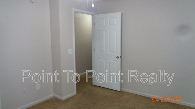 Building Photo - 4822 Playpen Dr