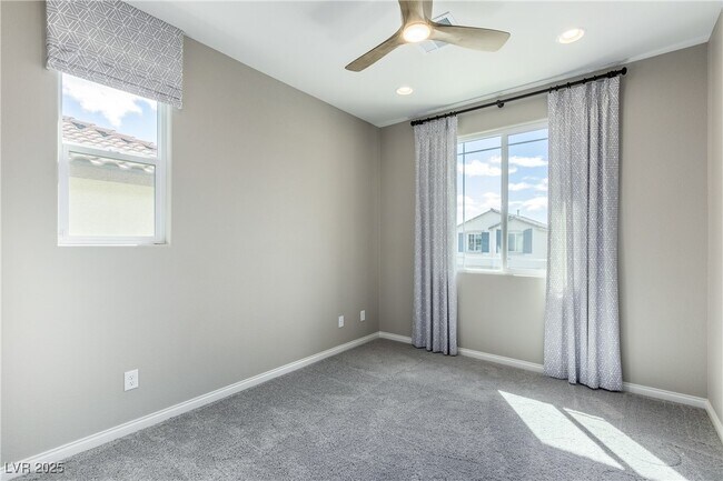 Building Photo - 10016 Silver Comet Ct