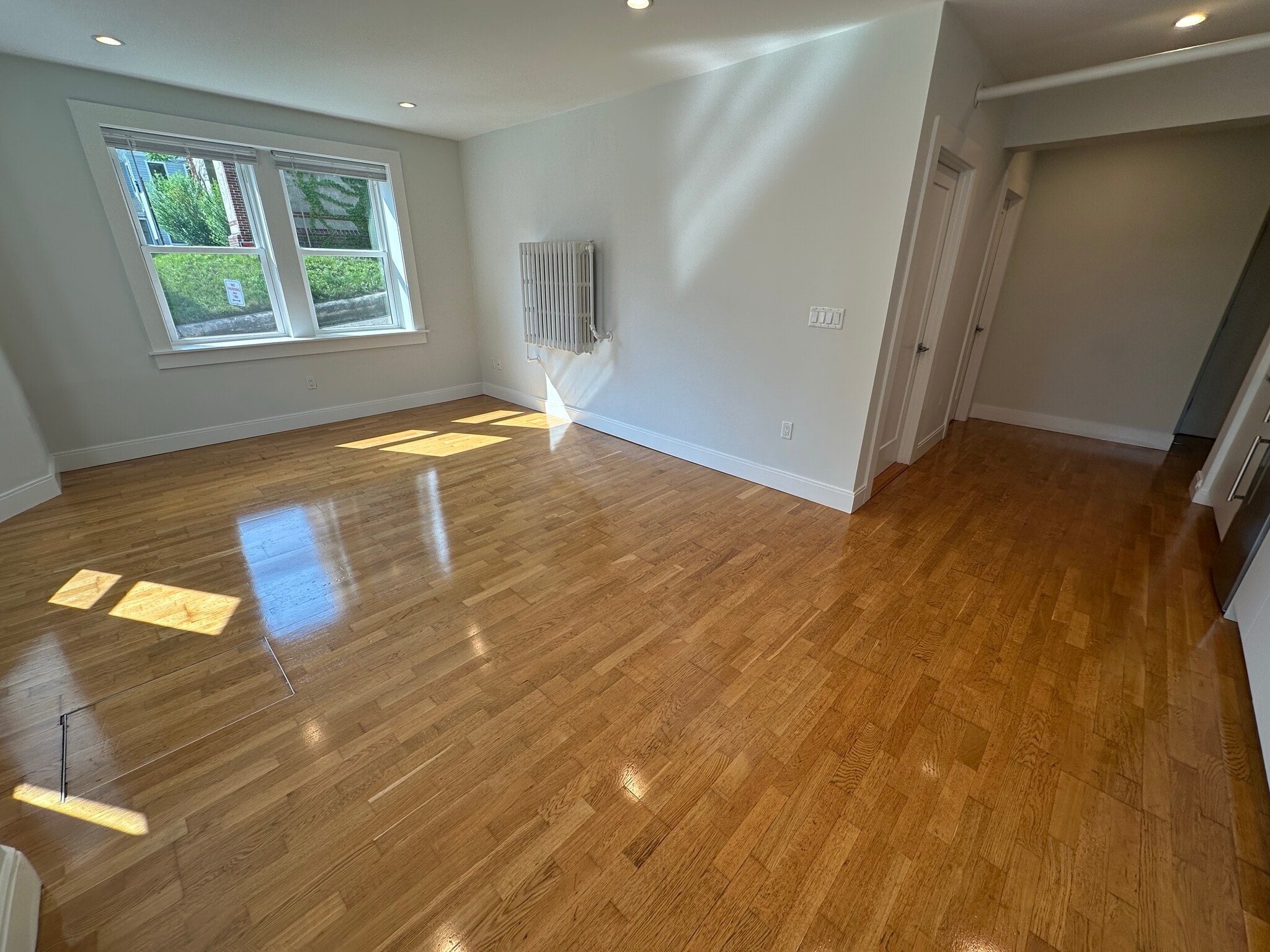 Building Photo - 119 Highland Ave