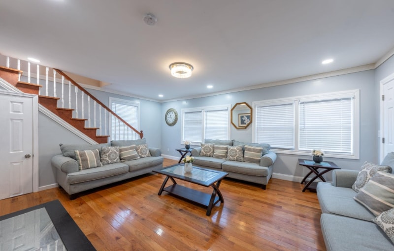 Building Photo - 116-01-116221 221st St