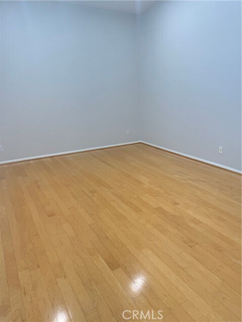 Building Photo - 16252 Fieldcrest Ct