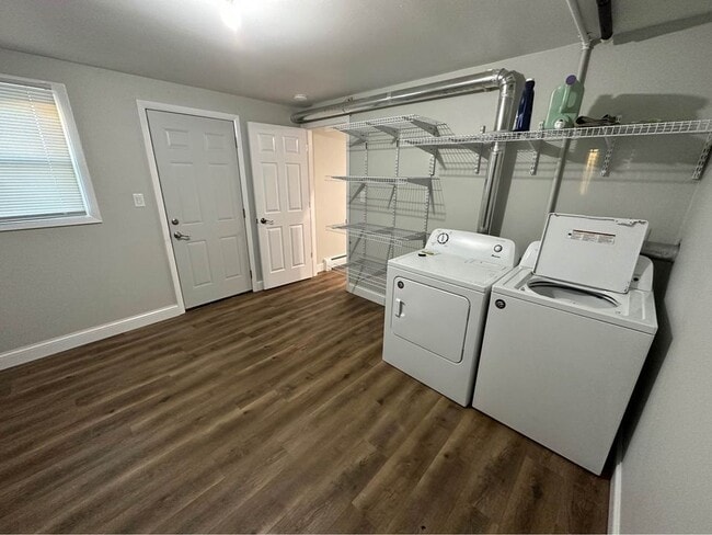 Building Photo - 2092 Terry Ln