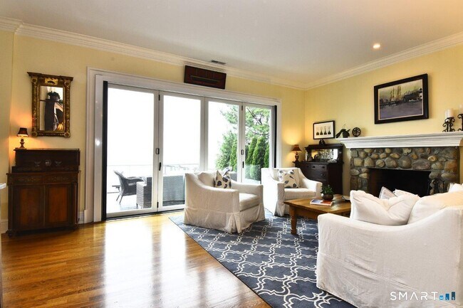 Building Photo - 50 Shorefront Park