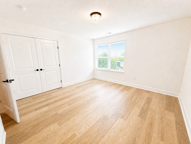 Building Photo - 1821 Bennett Vlg Dr