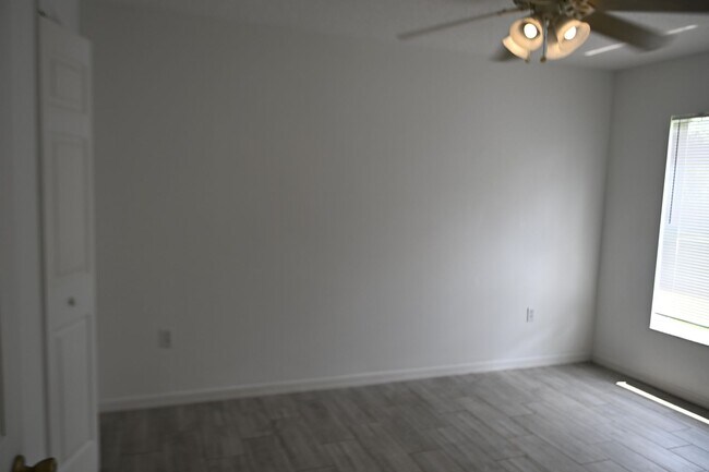 Building Photo - 41 Buffalo Bill Dr