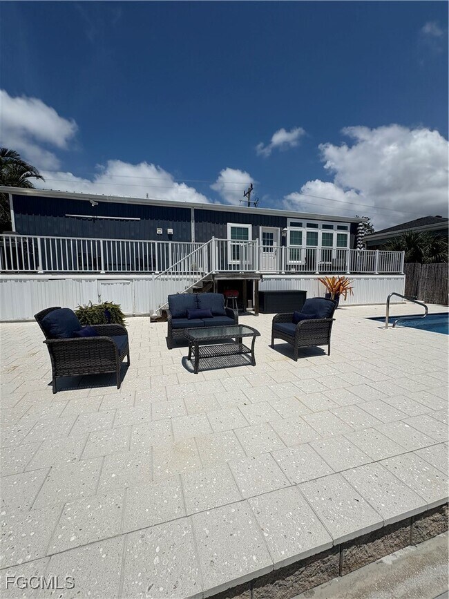 Building Photo - 2642 York Rd