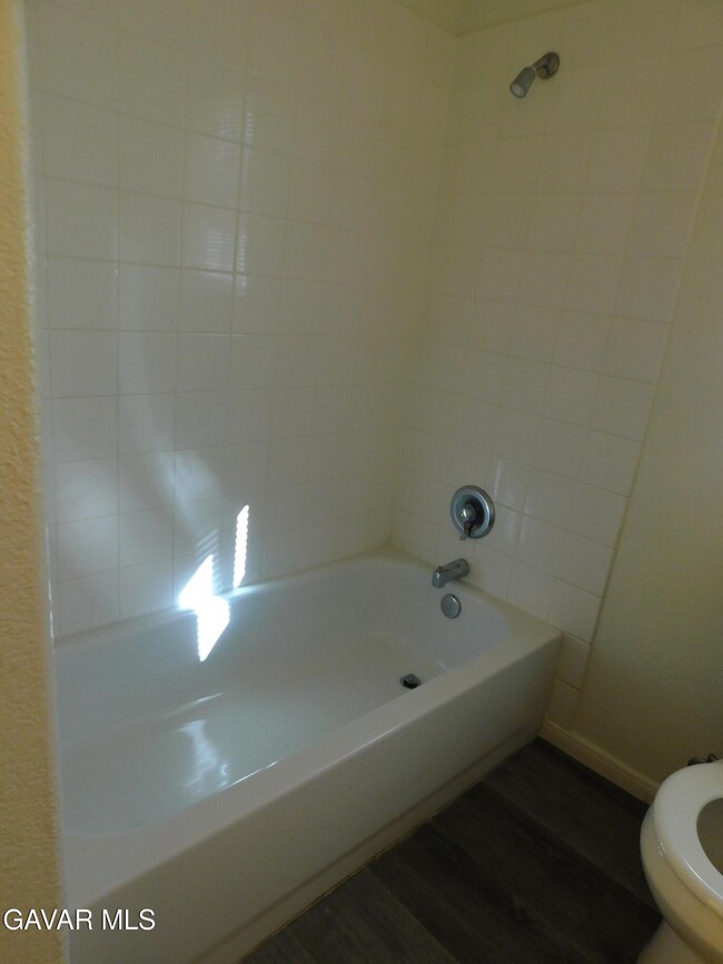 Building Photo - 8312 Tamarack Ave