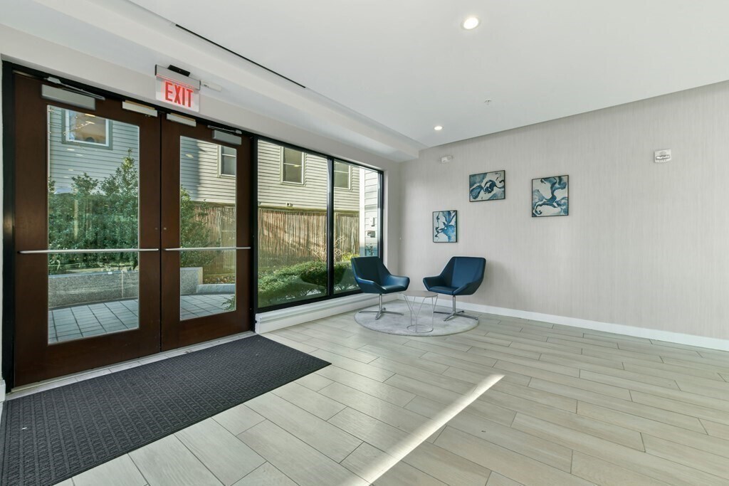 Building Photo - 197 Washington St