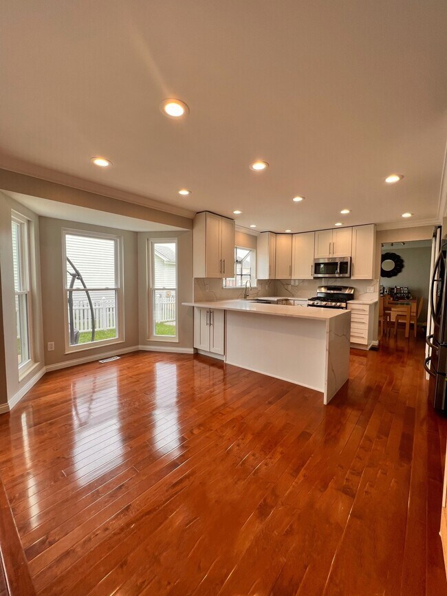 Building Photo - 12790 Polo Parc Dr