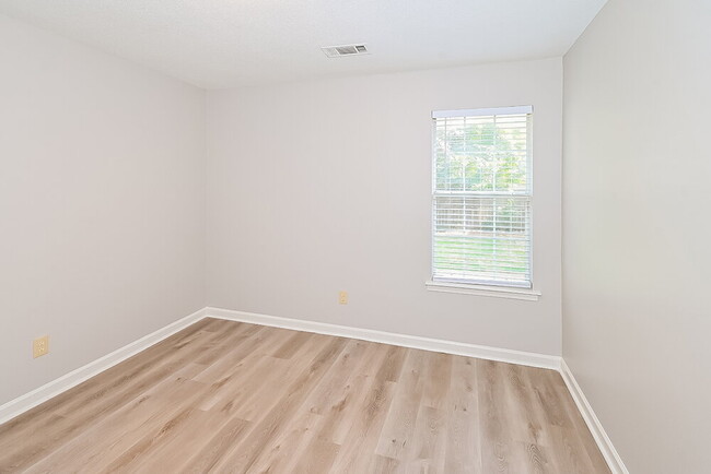 Building Photo - 8400 Kimberly Rose Dr