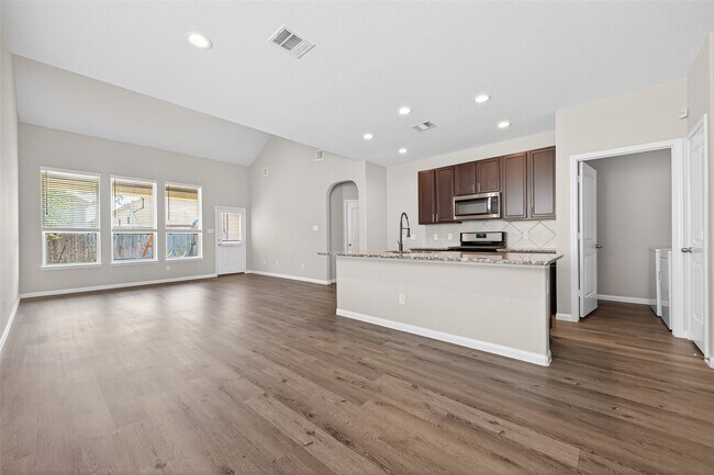 Building Photo - 3548 Cannon Dr